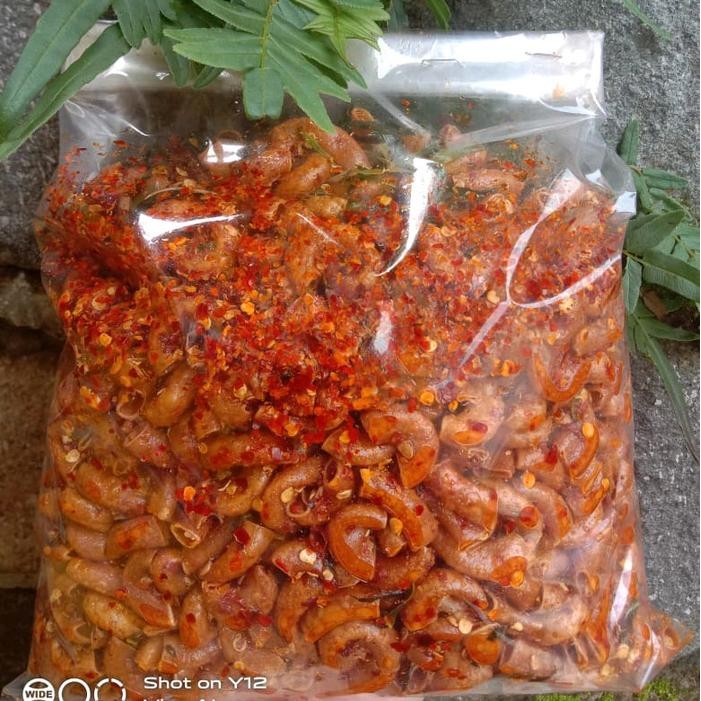 

TERJAMIN Makaroni kriuk extra pedas daun jeruk 250gram Food Snacks
