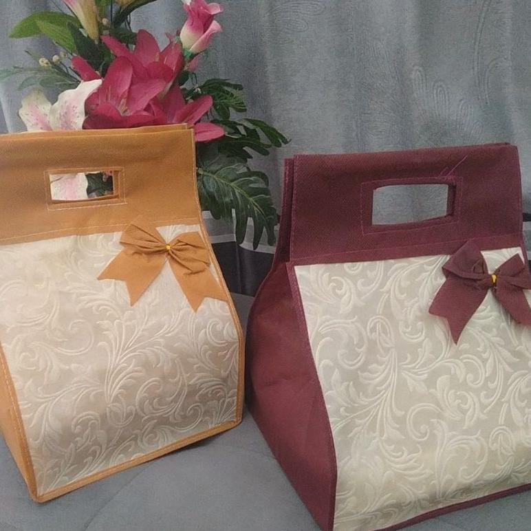 

PROMO (1 lusin =12 psc)tas hajatan bambu embos kombinasi 75 GSM harga lusinan fx-76