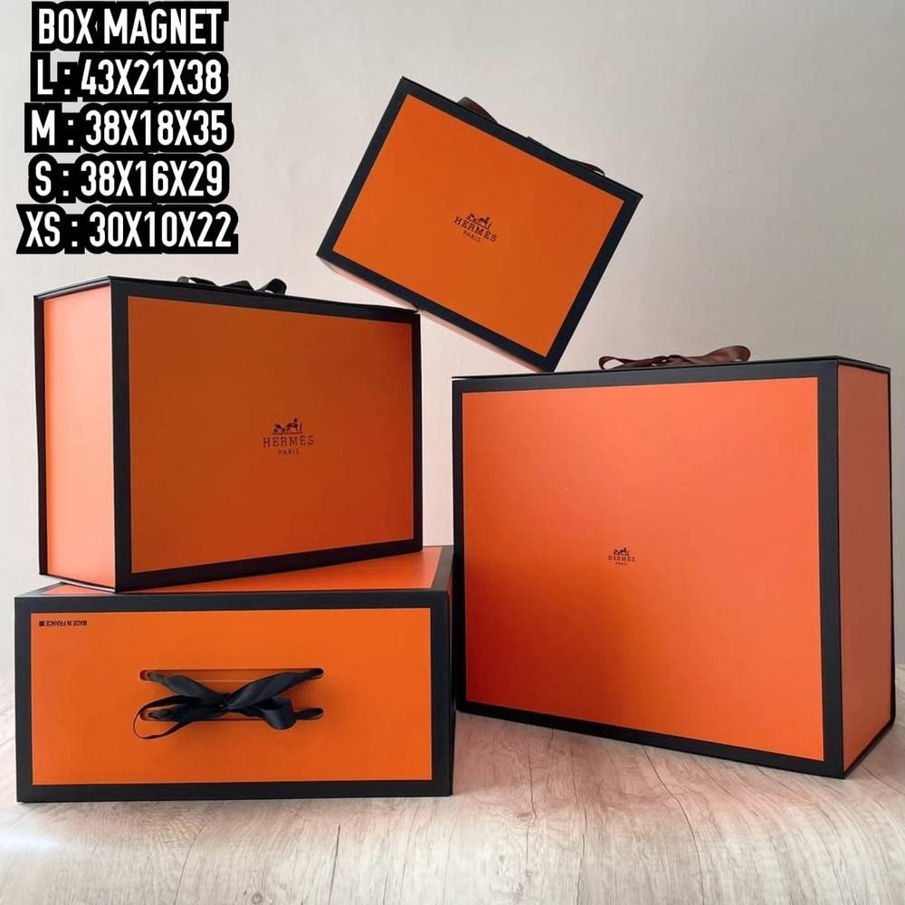 

ORIGINAL Box Bag Magnet H R Desain Magnetik Platinum Like dgh-43
