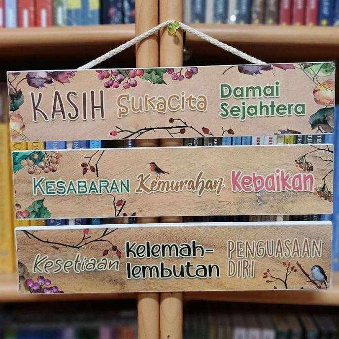 HIASAN DINDING KAYU PAJANGAN ROHANI KRISTEN KATOLIK 0804T
