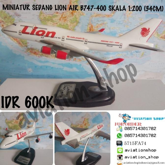 Miniatur Pesawat Lion Air Boeing 747-400 Skala 1:200 (34Cm)