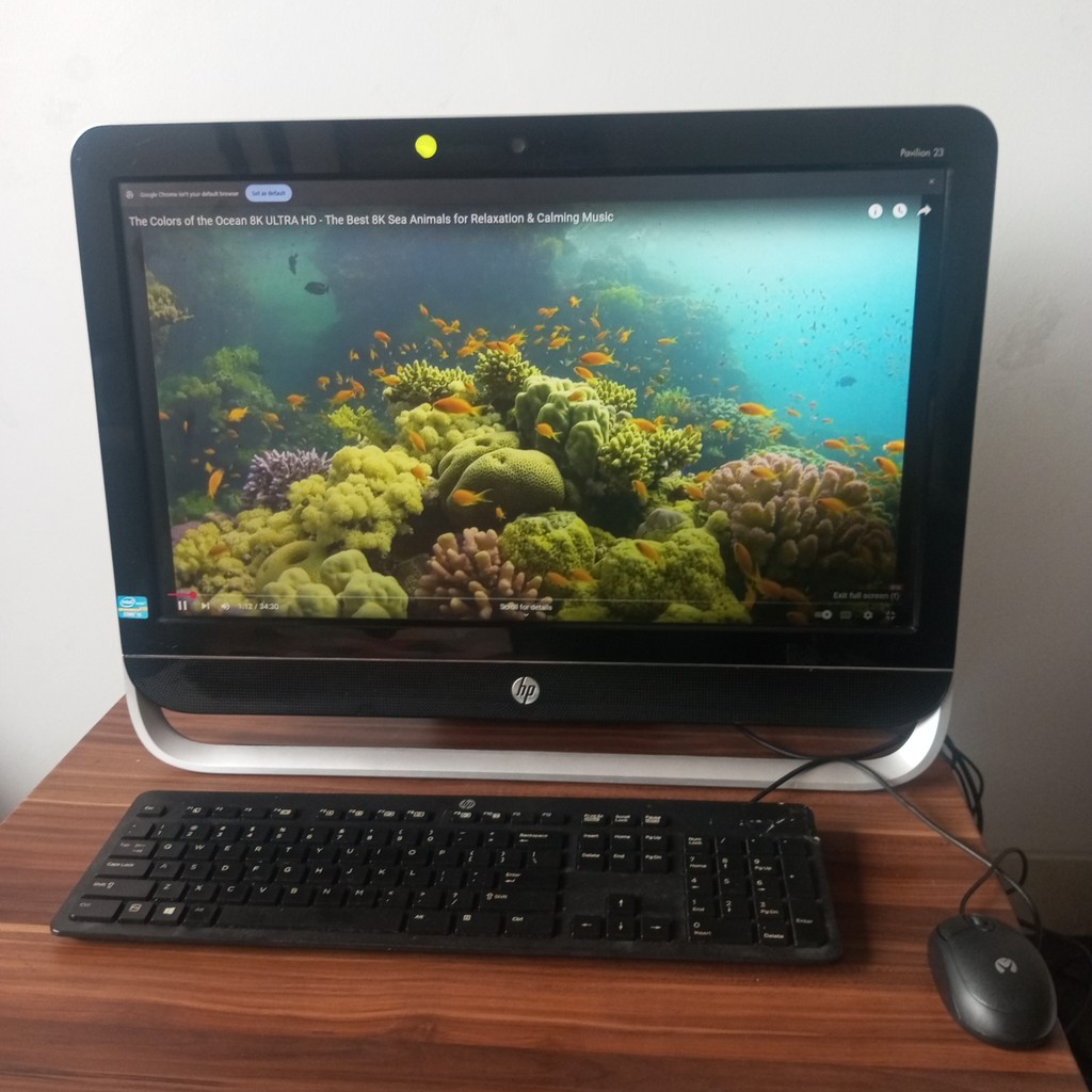 KOMPUTER / PC ALL IN ONE HP PAVILION 23 GB RAM 8 GB SSD 256 GB - WINDOWS DAN OFFICE