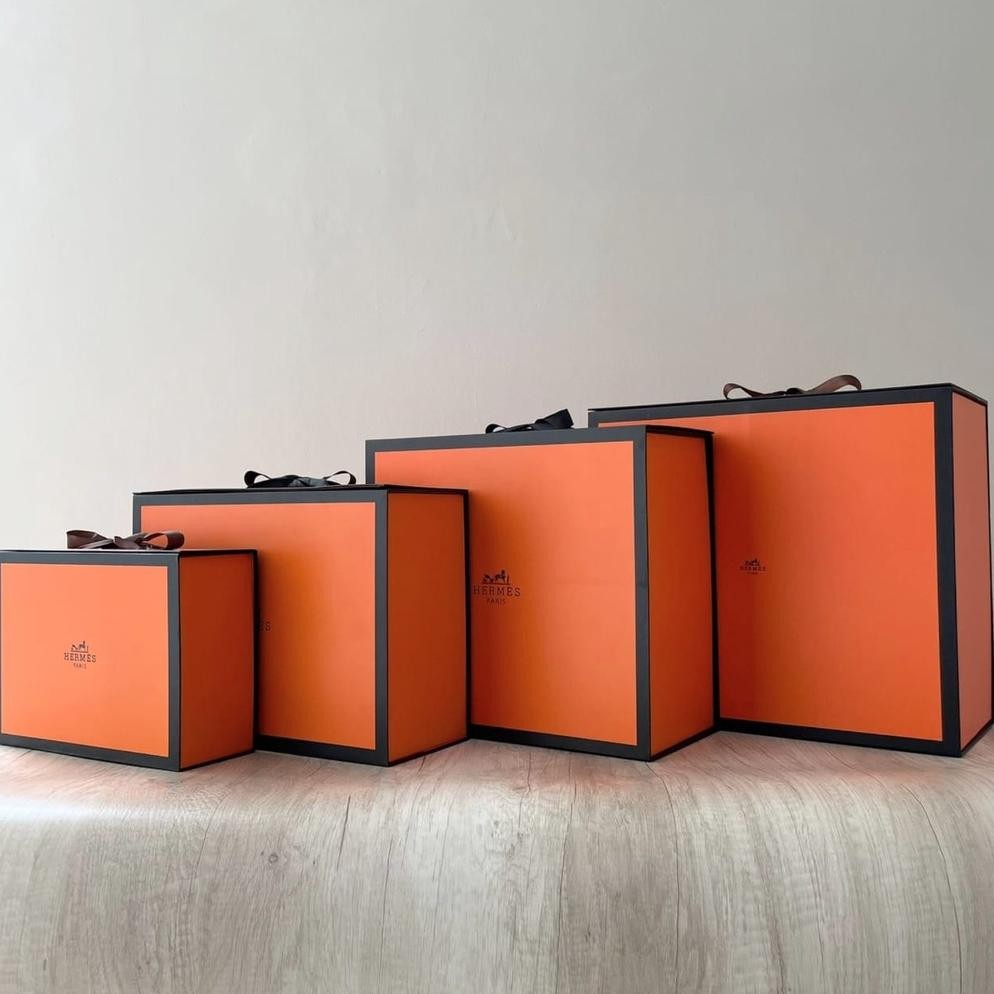 

COD Box Bag Magnet H R Desain Magnetik Platinum Like asd-86