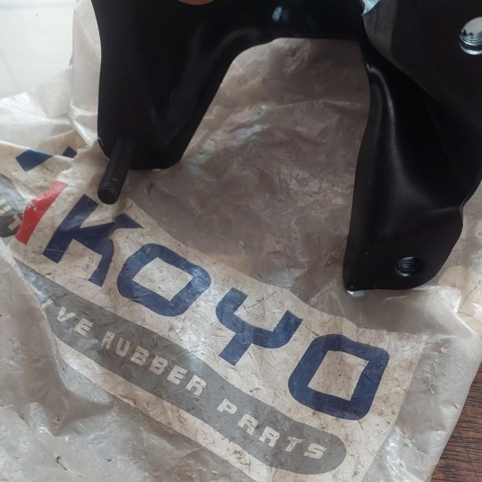 Insulator Engine Mounting Belakang Corona At171 St171 Thailand Original Dan Terpercaya