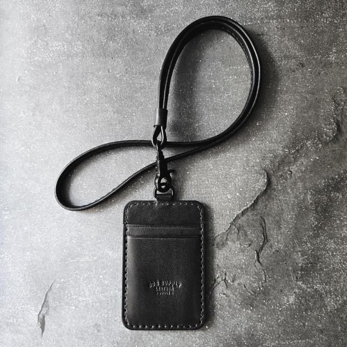 

TERBARU - BDS CAMBRIDGE - Handcrafted leather Lanyard ID card Holder, triple slot