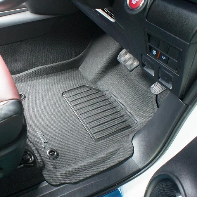 // Karpet Mobil 3D / 3D Car Mats Toyota Innova Reborn