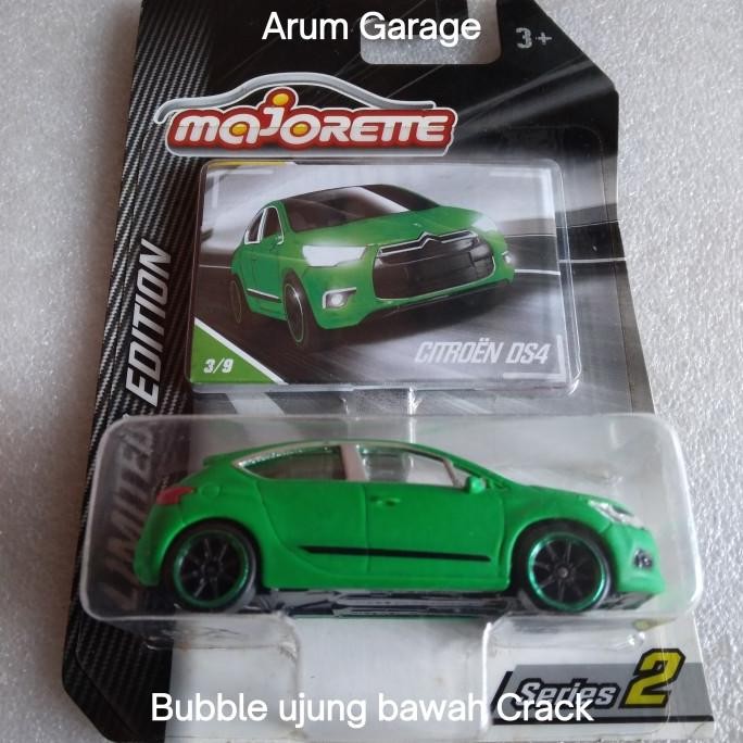 Majorette Citroen DS4. Card Limited Edition Series 2. Warna Hijau.