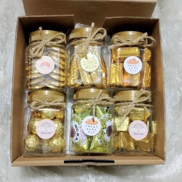 

uj-53 HAMPERS COKLAT LAGIE / DELFI BOX KADO ULANG TAHUN VALENTINE LEBARAN GIFT BOX NATAL ANIVERSARY GRADUATION WISUDA Berkualitas