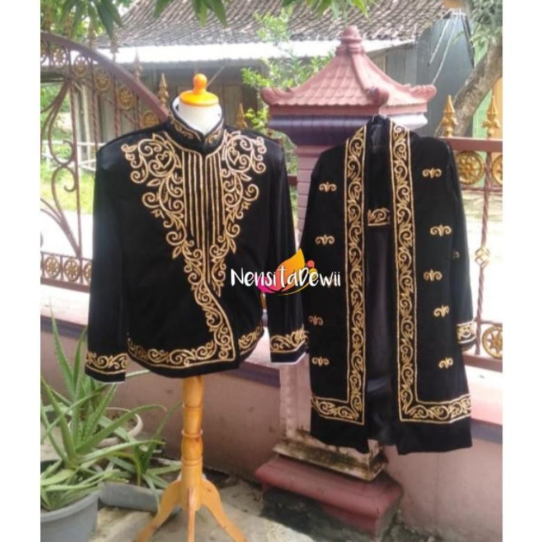 Diskon Sepasang Bludru Pengantin - Jogja Pakem / Free Selop Cowok Dan Cewek Murah