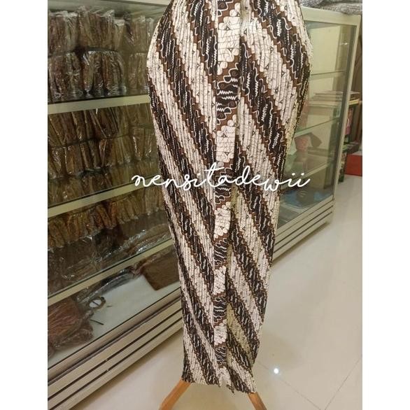Diskon Rok Plisket Wiru / Rok Plisket Batik, Motif Parang Sinta Murah
