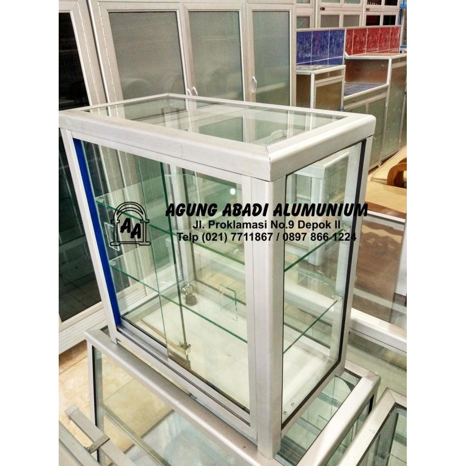 Etalase Kaca Kotak Roko KOKO