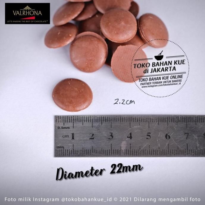 

Grosir Valrhona Ariaga Lactee 38% 100Gr Milk Couverture Chocolate Coin