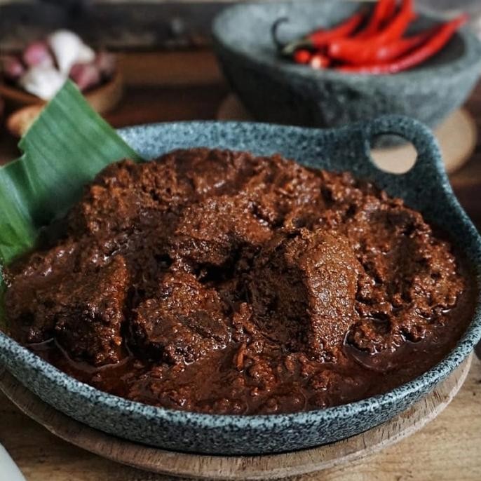 

Rendang Daging masak pakai kayu lgsg dari padang