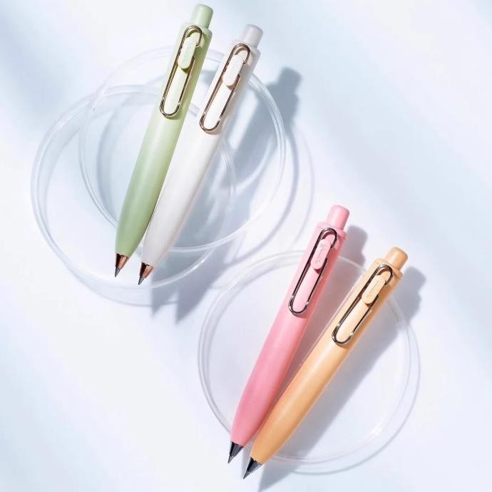 

BEBAS ONGKIR - Uni UniBall One Pocket Amber Series Gel Ink Pen Gold Limited Edition