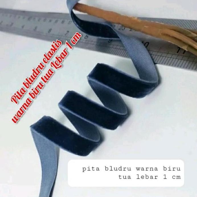 

per rol 15 meter,pita bludru elastis warna biru tua lebar 1 cm murah