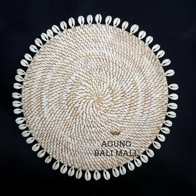 ((((()paling dicari] Placemat rotan bulat whitewash/alas piring rotan kombinasi kerang 30cm