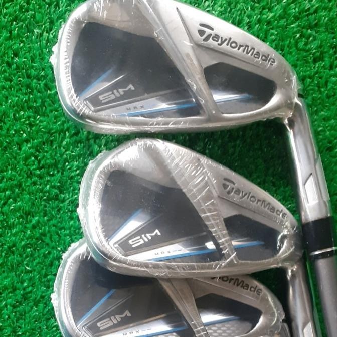// Taylormade Sim Max Ironset