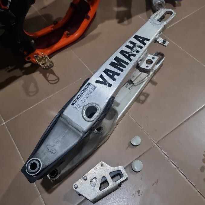 swingarm arm yz 125 250