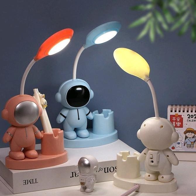 

Lampu Meja Belajar Baca Tempat Pensil Astro Rautan Baterai Biru Co