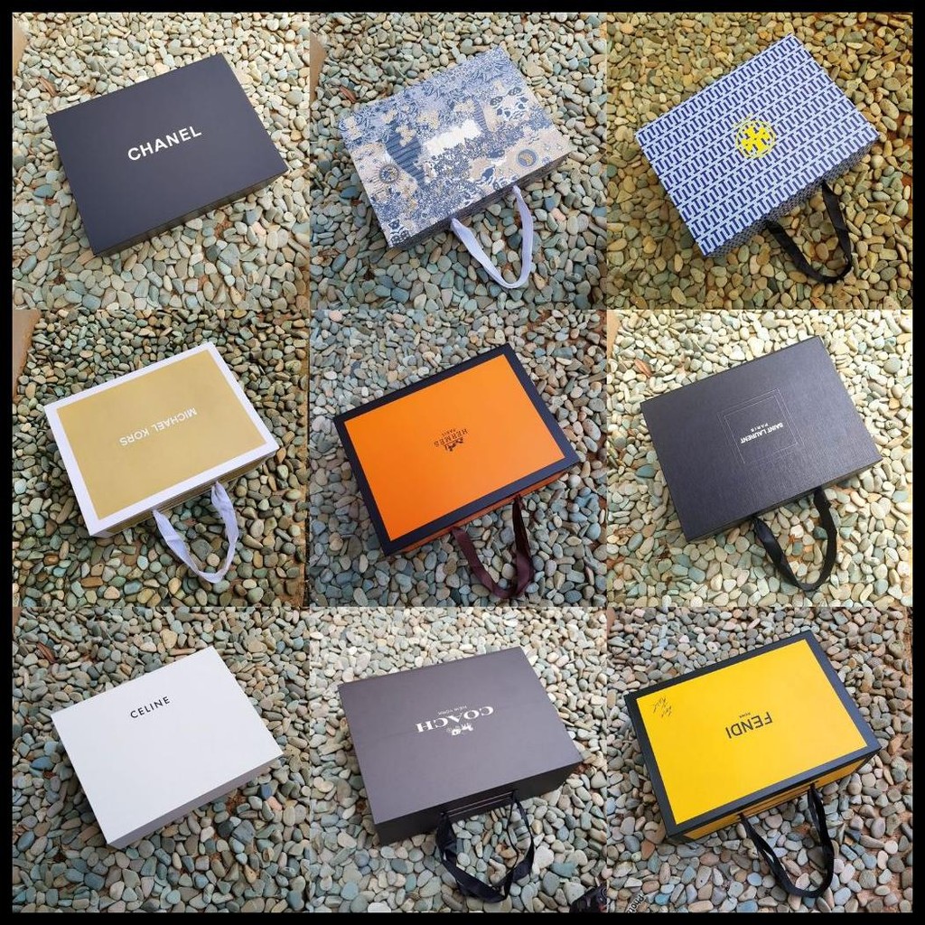 

Ready 01 (Tidak Terima Cod) Box Magnet Lipat Branded (Free Fakebill+Bubblewrap) {Terlaris|Best Seller}