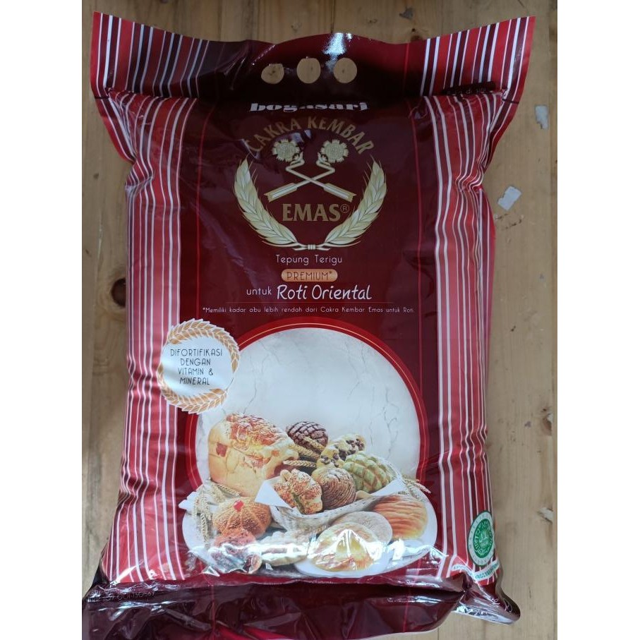 

Promo Bogasari Cakra Kembar Emas Premium Untuk Roti Oriental 5Kg