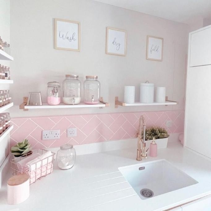 Keramik Dinding Dapur 10 x 20 NON Bevel Pink