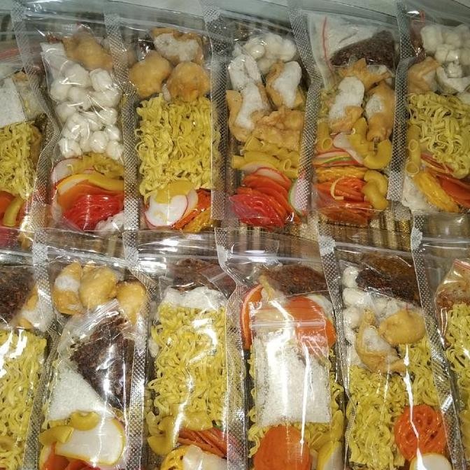 

paket isi 10 bungkus seblak OMA RR nstan Pedas Makanan nUg