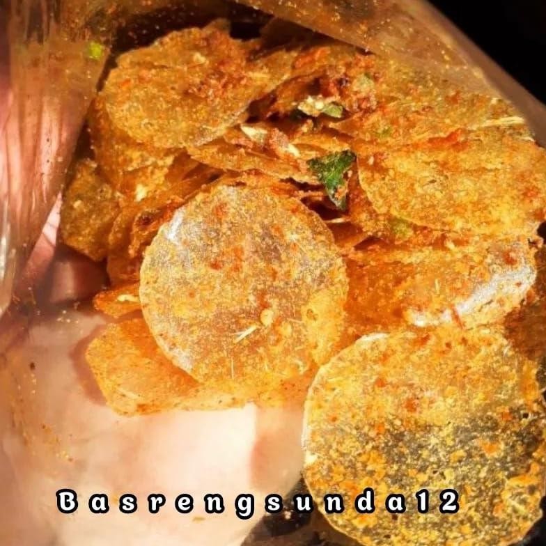 

HJ KRIPCA Keripik Kaca Pedas Daun Jeruk kemasan 500gram