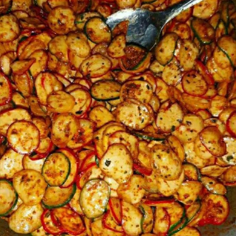 

HJ Seblak kering kerupuk jablay kerupuk bawang 1kg