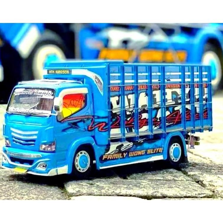Terbaik MINIATUR TRUK OLENG KAYU FULL LAMPU WAHYU ABADI / MINIATUR TRUK OLENG ,.