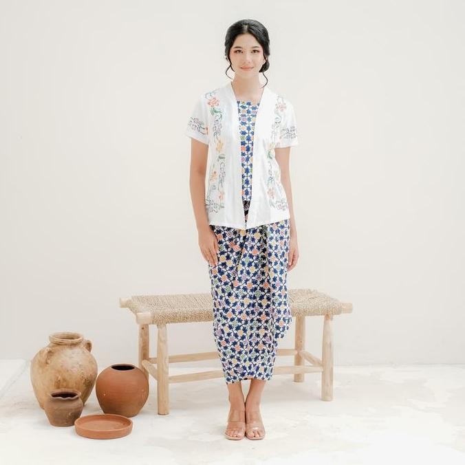 Kebaya Encim Batik Lengan Pendek - Putih Ps Ready