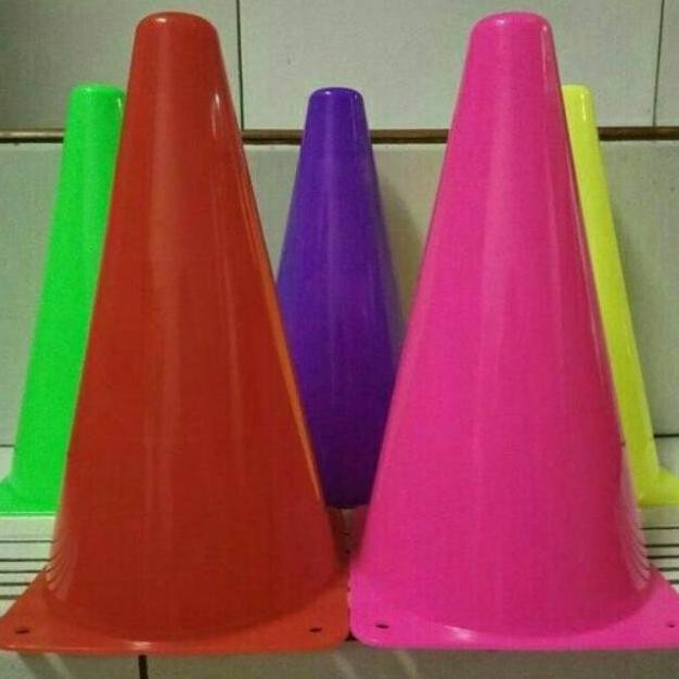 Satu Set 12 Pcs (1 Lusin) Cone/Cones Kun Kerucut Rapat 23 Cm Untuk Olahraga