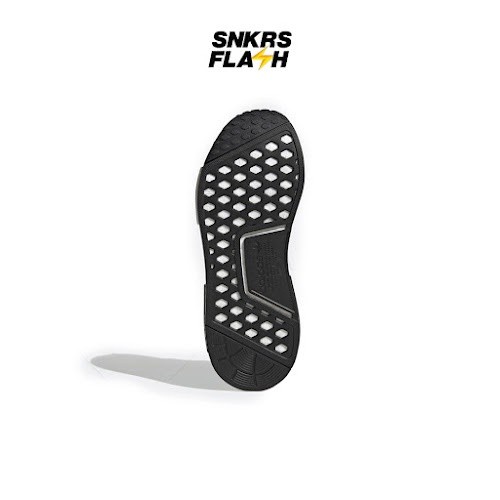 ADIDAS Nmd R1 Black Sepatu Sneakers Wanita - GY9574 - Size 36.7