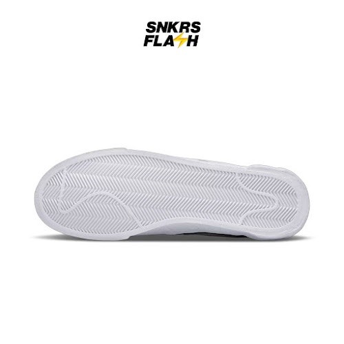 NIKE Blazer Low Sacai Patent Leather Black Sepatu Sneakers Unisex - DM6443001 - Size 38