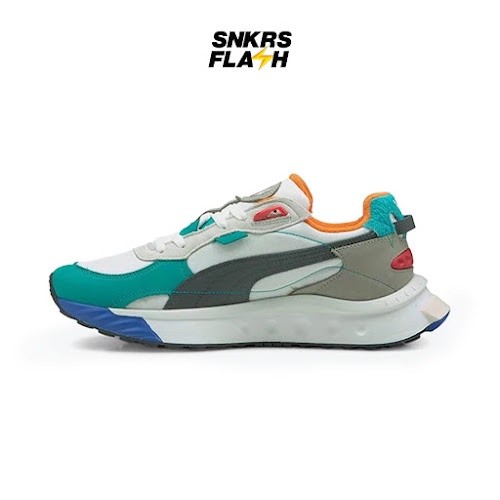 PUMA Wild Rider Layers Lace Up Sepatu Sneakers Wanita - 38069702 - Size 37.5