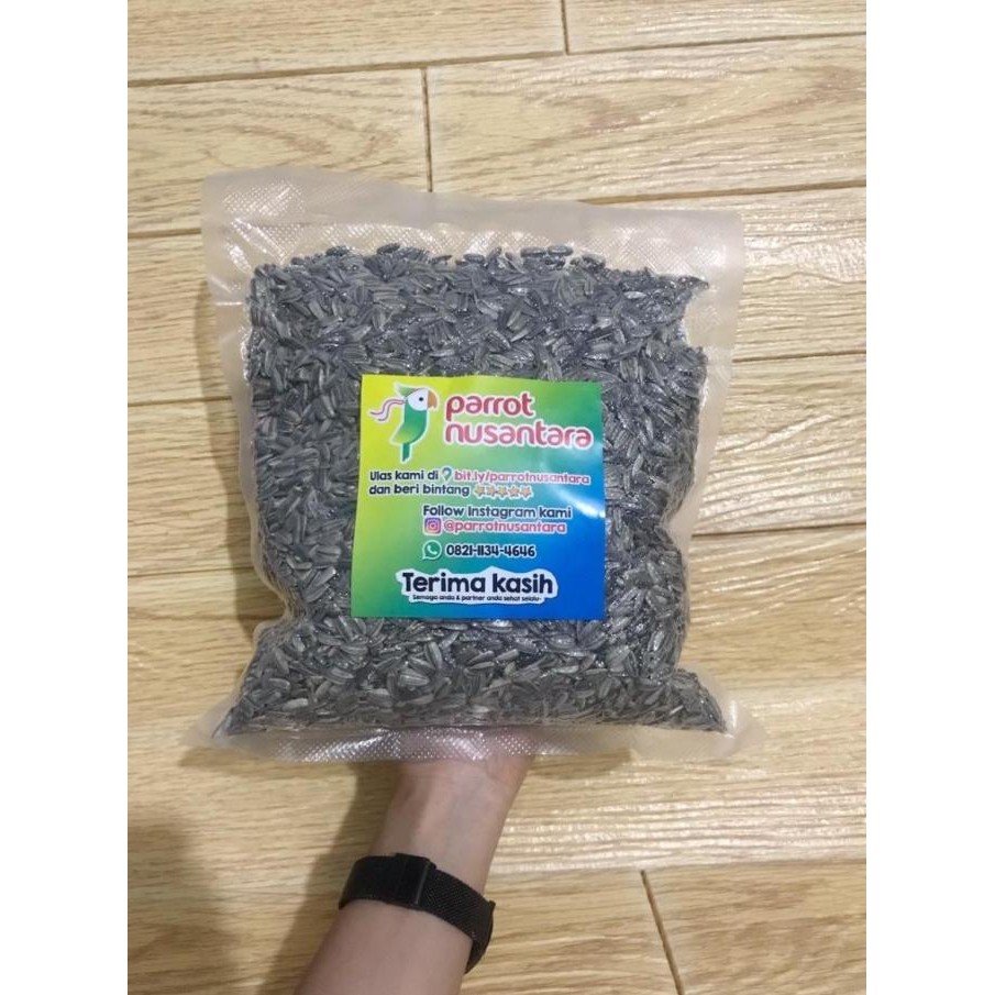 ready kuaci burung 1kg murah