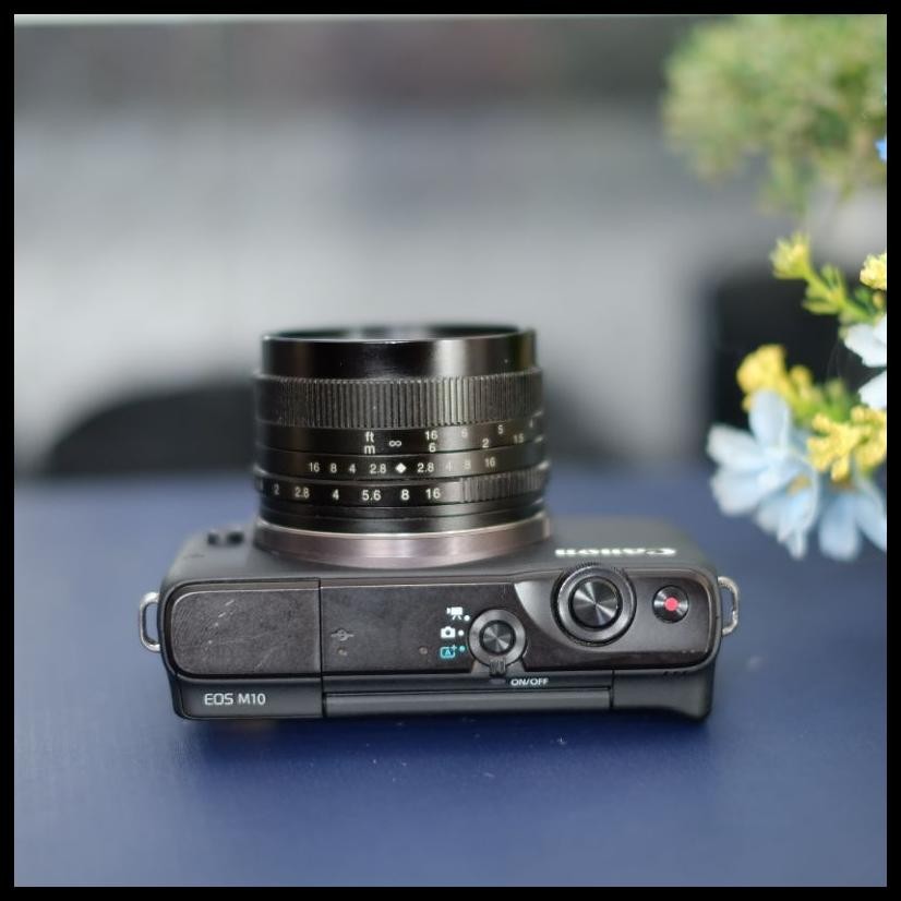 CANON M10 LENSA FIX LENSA 7ARTISANT 50MM F1.8 KAMERA MIRRORLESS - VG