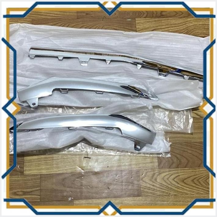 [mob] 1 set 3 pcs front diffuser lips model standar bumper depan mercy mercedes benz w212 facelift o