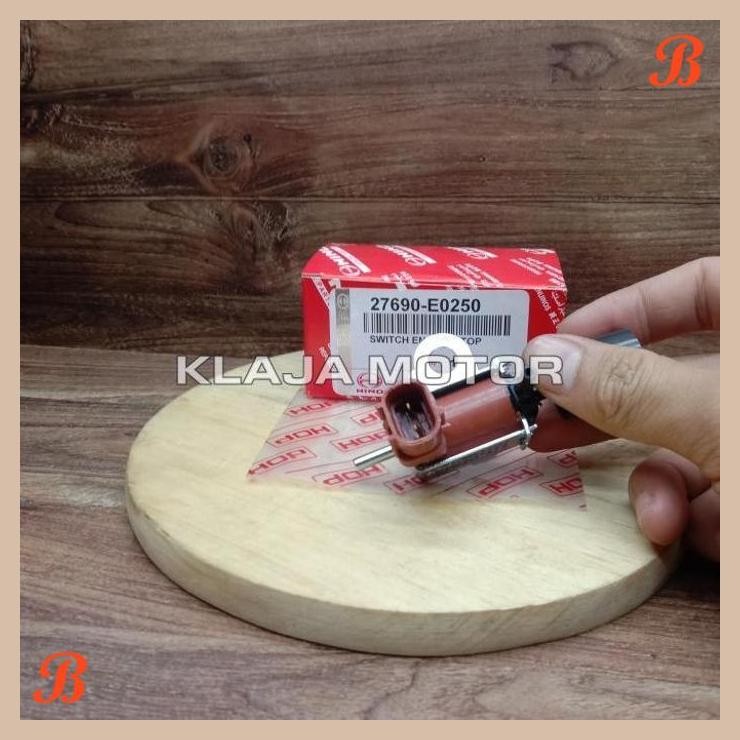 [KJM] SWITCH ENGINE STOP SWIT PEMBUNUH MESIN TOYOTA DYNA HT130 12VOLT HINO DUTRO 12VOLT ORIGINAL