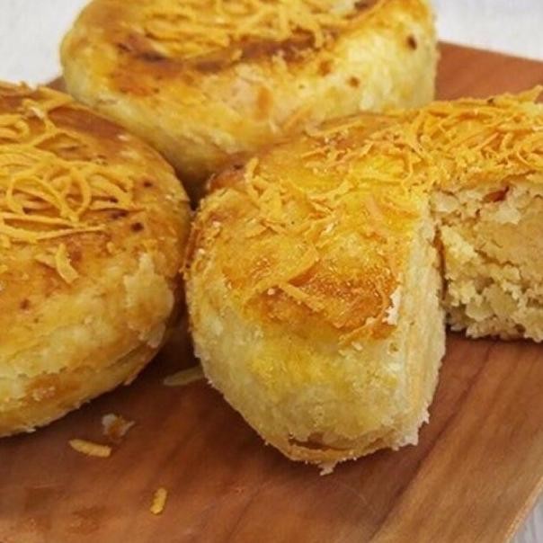 

Promo Enak!!!! Pia Legong Keju - (All Keju) - 6Pcs/Box