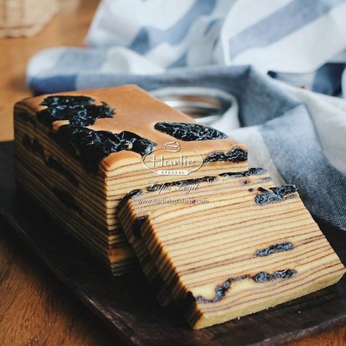 

Grosir Harlie Lapis Legit - 10 X 20 - Original Butter Prune Cheese - Wisman