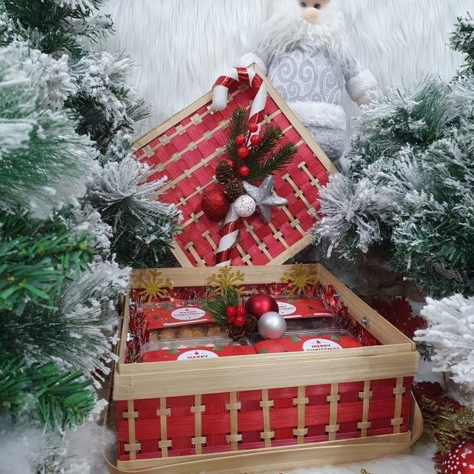 

Grosir Paket Dekorasi Hampers Natal Christmas Parcel Hadiah Kue Kering 80