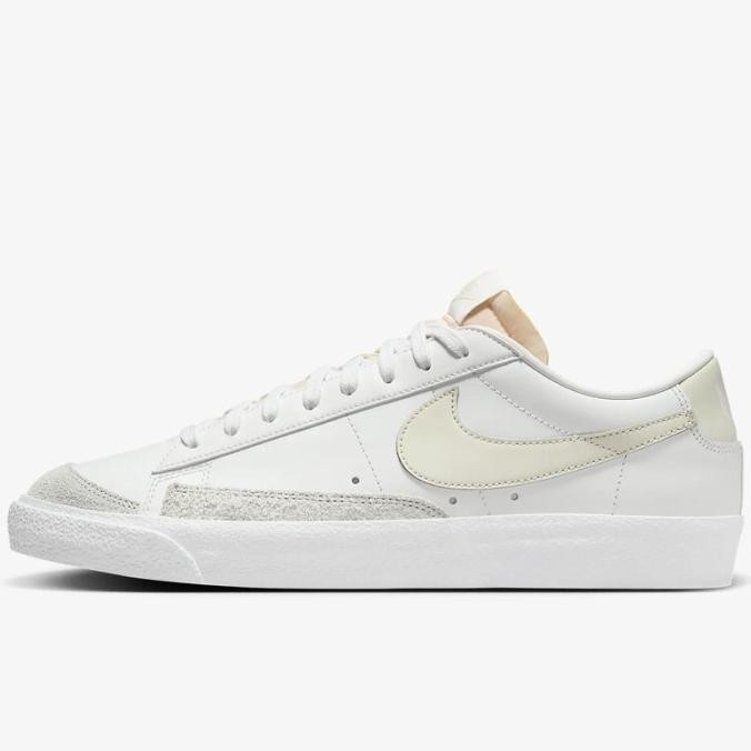 Sale Sepatu Sneakers Pria Nike Original Blazer Low '77 Vintage Summit White
