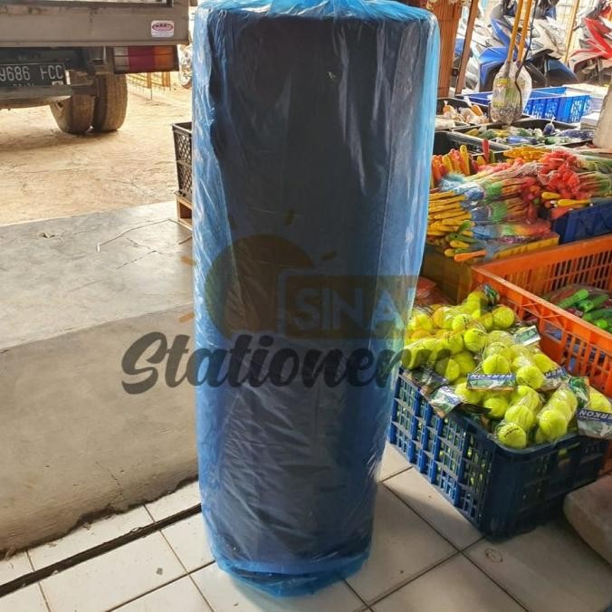 

tersedia bubble wrap hitam ukuran 50m x 125cm bungkus biru