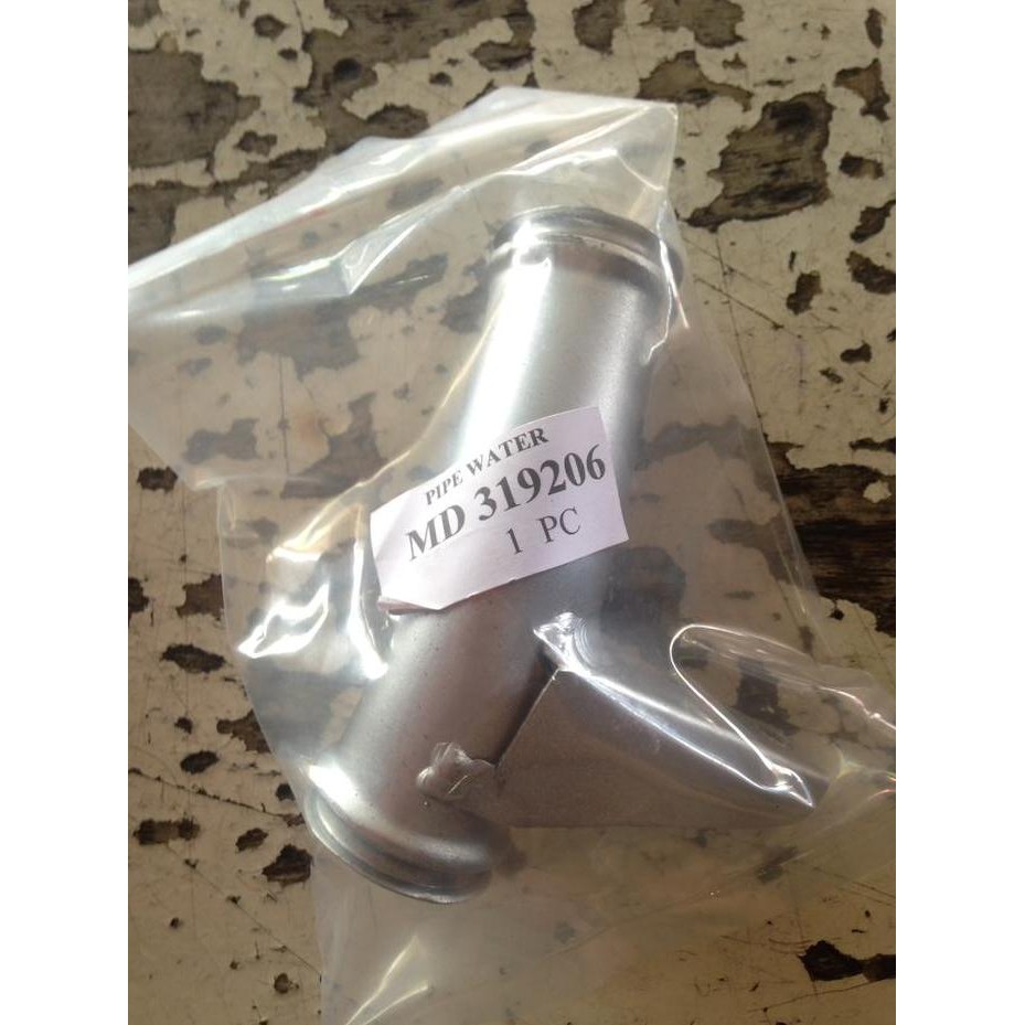 Pipa bypass waterpump block air mitsubishi galant hiu v6 pendek Radiator & Komponen Mobil