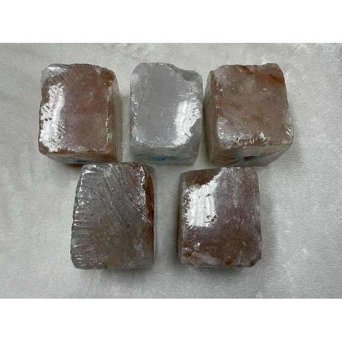 

Original Mineral Salt Block Garam Jilat Kuda Equestrian Premium