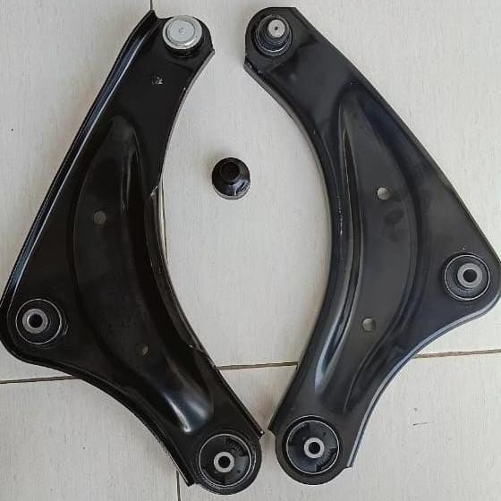 lower arm assy nissan juke