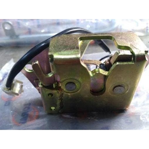 door lock bagasi belakang avanza xenia lama