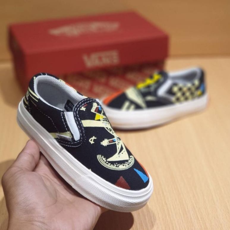 ''Terlaris" Sepatu Vans Slip On Anak Moma Hitam Premium High Quality Sepatu Anak Anak Slip On Sepatu