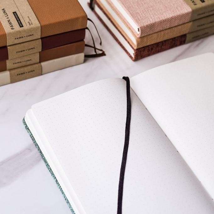 

Fawn & Luna - Navy Blue - Notebook Large A5 - Buku Jurnal/Agenda/Diary/Catatan